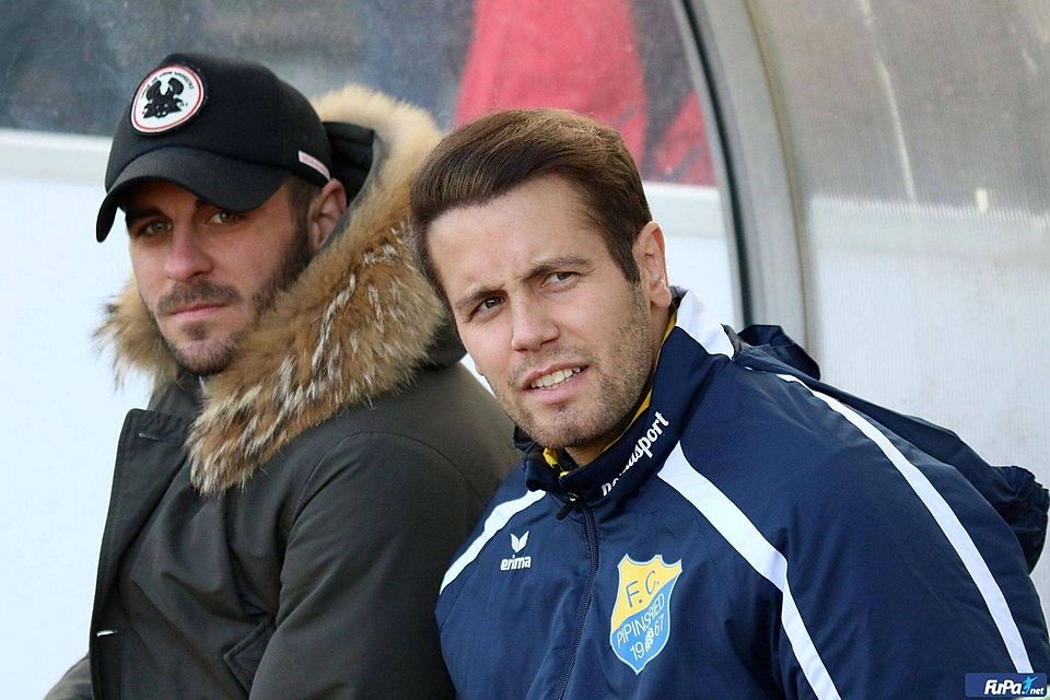 Wird Fabian Hürzeler (re.) künftig in einer Doppelrolle fungieren?