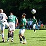 Puchs Torjäger Miralem Brkic (in Weiß) gegen den VSST Günzlhofen.