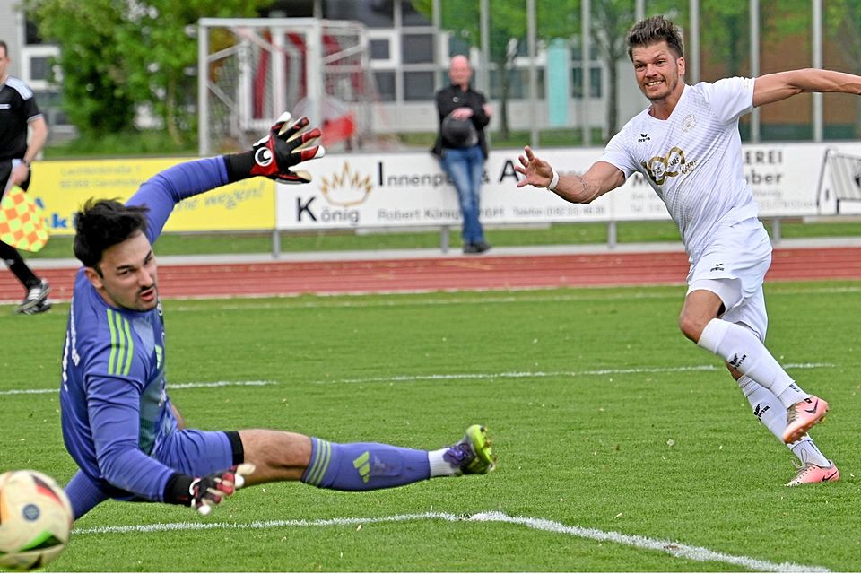 Spiel gedreht: Harald Kerber und der SV Mering bleiben am Spitzenduo dran. Spiel gedreht: Harald Kerber und der SV Mering bleiben am Spitzenduo dran.