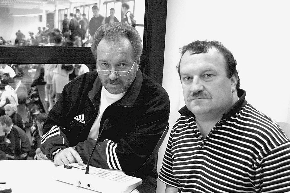 Kurier-Archivgold: Die "ewige" Turnierleitung Alfred Hollinger (rechts) und Gerhard Rüppel. 