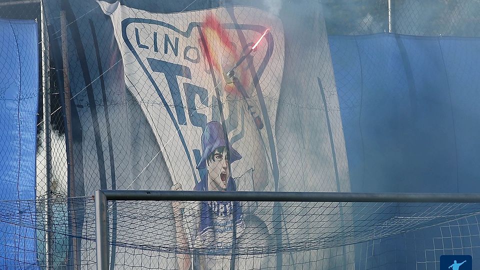 Die Fans des TSV Lindberg werden sich fürs Derby gegen Zwiesel sicher wieder etwas überlegt haben.