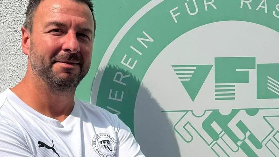 Trainer Wolfgang Kühn wollte eigentlich pausieren, doch das neue Jugendstil-Modell beim Unterbau des VfR Groß-Gerau, der zur U23 wird, hat ihn überzeugt.