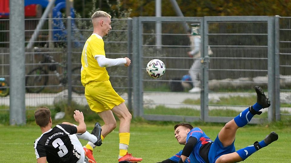 „Das hat er sich verdient“: In den nächsten beiden Landesliga-Partien des TuS Geretsried bekommt Torhüter Lukas Günther (re.) den Vorzug vor Stammkeeper Cedomir Radic.