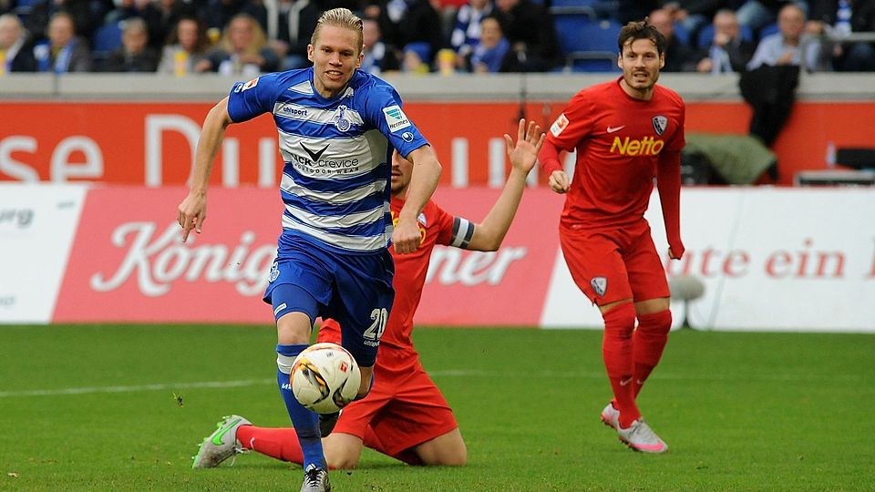Dennis Grote (links), hier im Trikot des MSV Duisburg, lief in seiner langen Karriere auch vielfach gegen den VfL Bochum auf (Foto aus 2015).