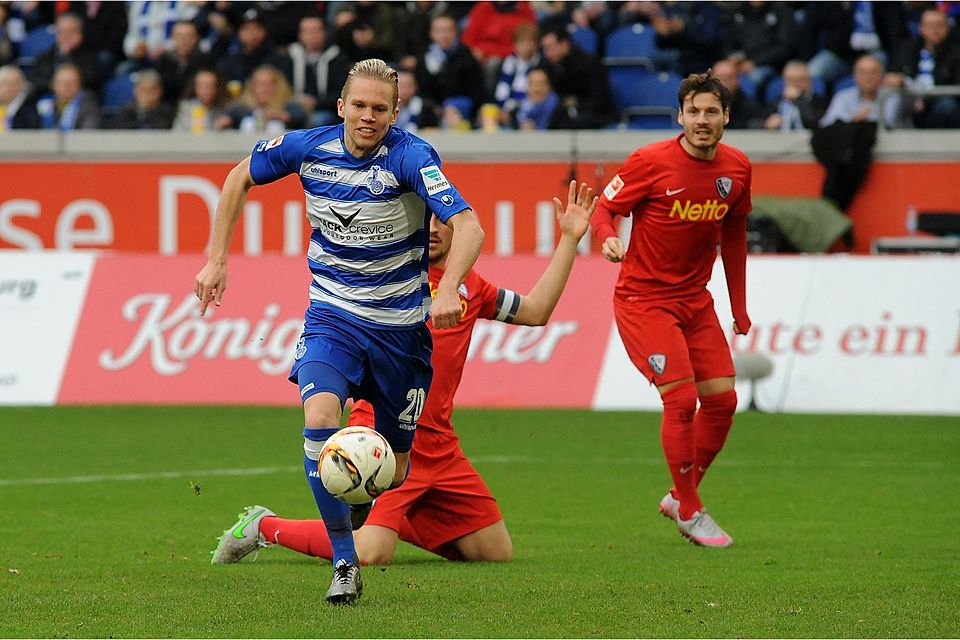 Dennis Grote (links), hier im Trikot des MSV Duisburg, lief in seiner langen Karriere auch vielfach gegen den VfL Bochum auf (Foto aus 2015).