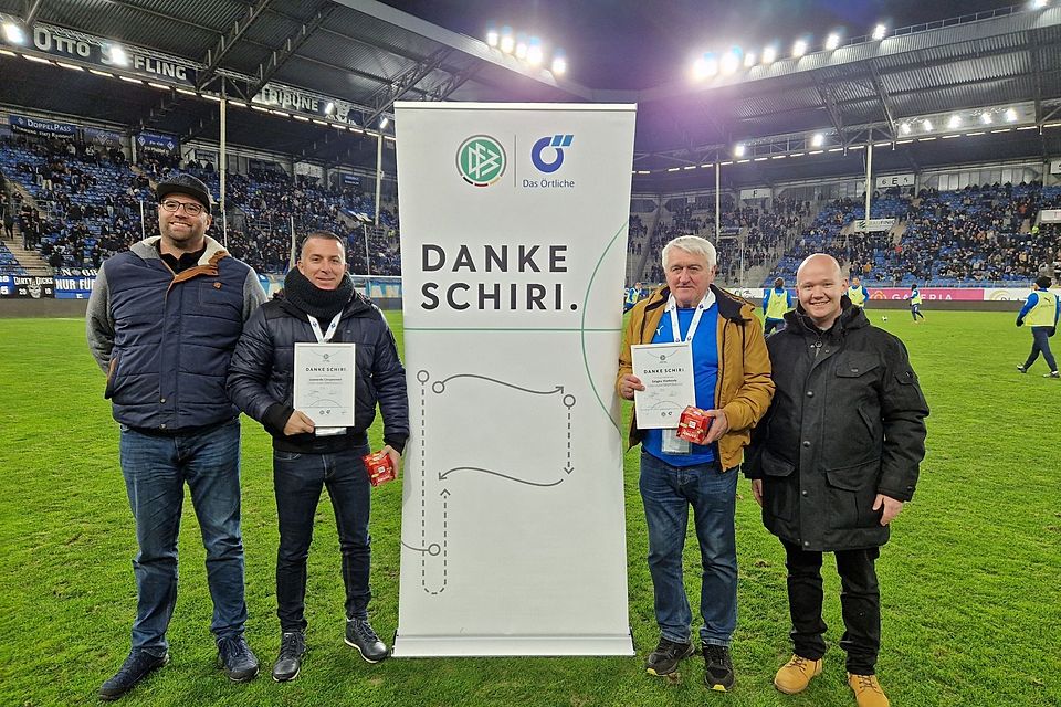 Schiri-Auszeichnung in Mannheim. Schiri-Auszeichnung in Mannheim.