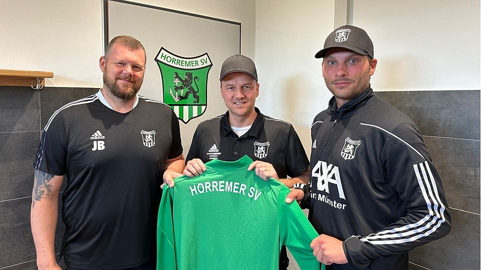 Torwarttrainer Jan Becke, der neue Chefcoach Patrick Rathgeber und sein Co-Trainer Alex Volk (v.li.n.re.)