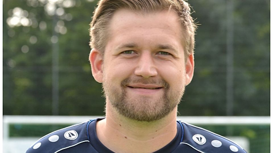  Peter Rathner wird Trainer der Frauen-Mannschaft. 