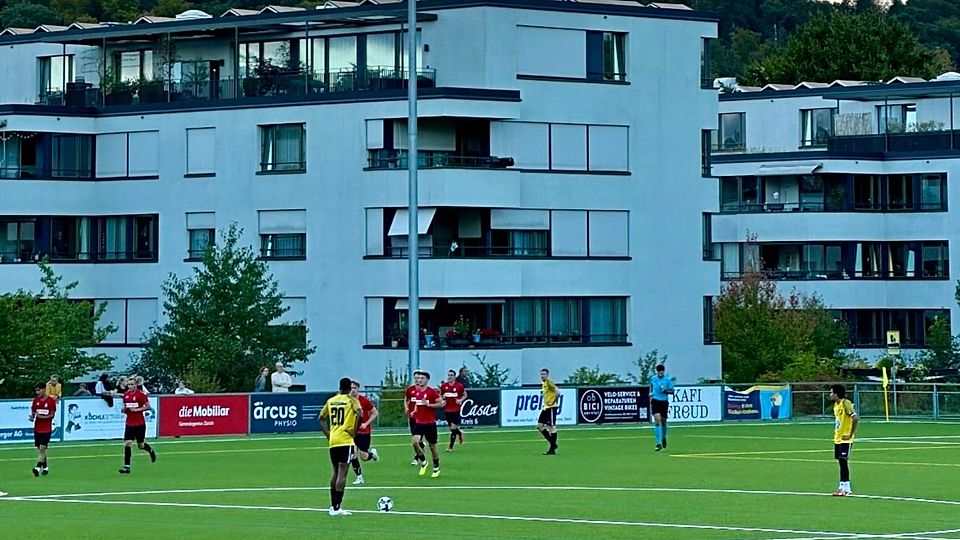 Unterstrass und Einsiedeln trennen sich 1:1-Unentschieden.