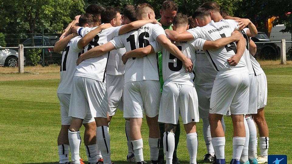 SG Eintracht Peitz Deklassiert Den Meister Und Schafft Klassenerhalt - FuPa