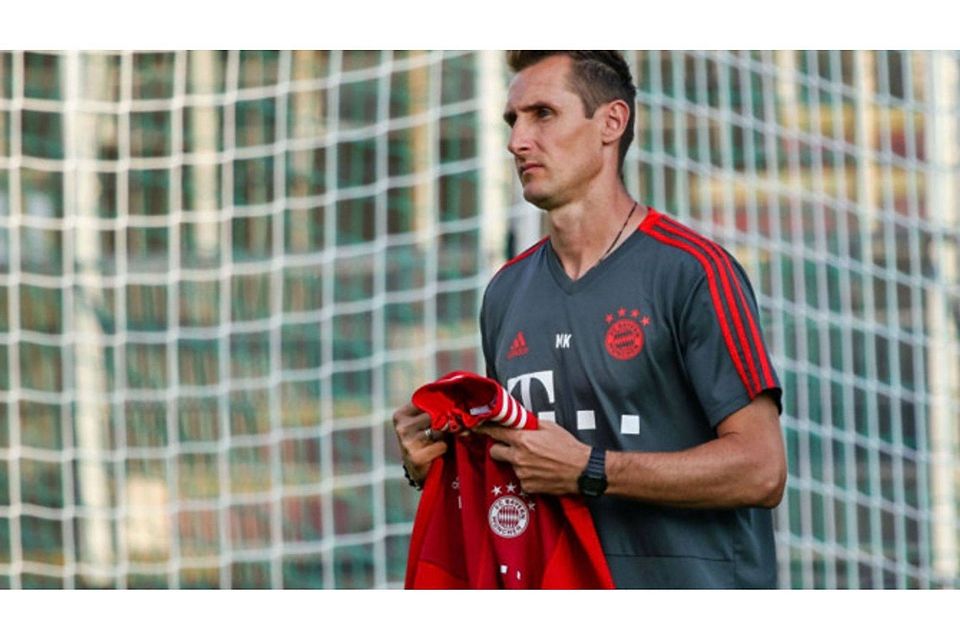 Miroslav Klose kann in seinem ersten Jahr als Trainer des FC Bayern Deutscher Meister werden. Christian Riedel