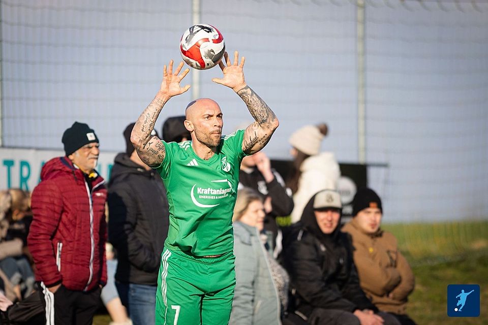 Kann Wittibreut die Meisterschaft in der Kreisliga Isar-Rott noch einmal spannend machen? Patrick Sendl und Co. gastieren bei Tabellenführer FSV Landau.