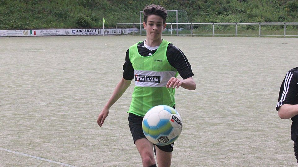 Bereits in jungen Jahren im Trikot des TSV unterwegs: Bastian Steffen hier 2014 in Oerlinghausens B-Jugend