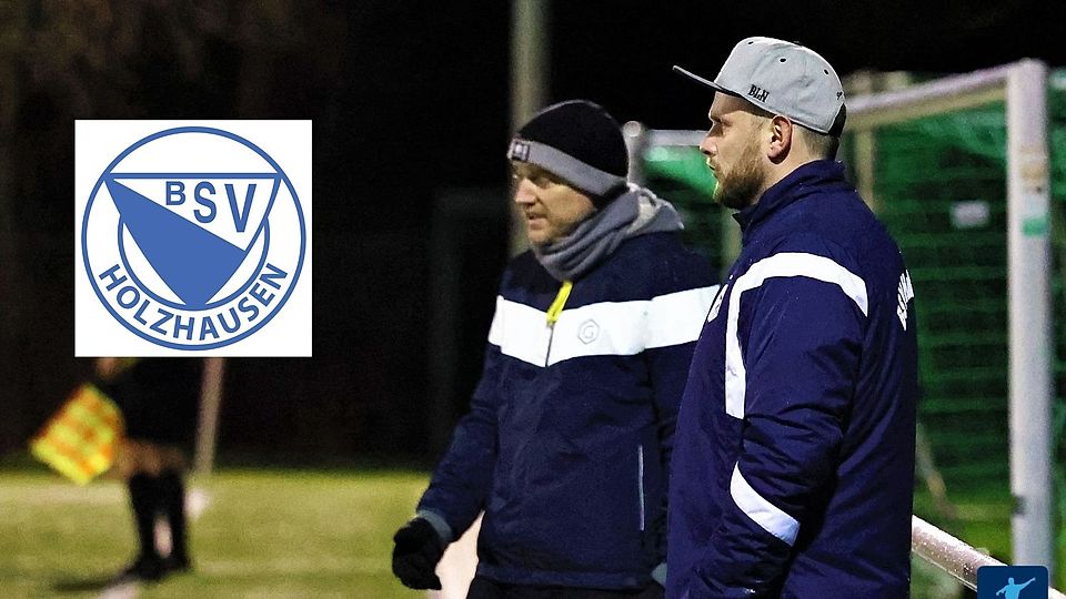 Richtet den Blick auf die Kreisliga: Holzhausen-Coach Dennis Lauxtermann (r.).