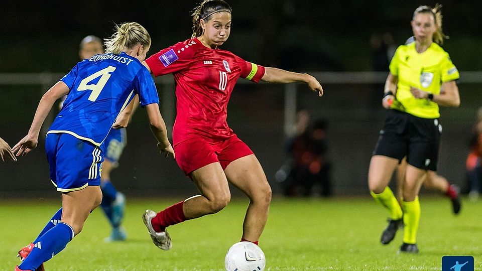 Für Kapitänin Laura Miller und Co. gilt es den Auswärtssieg in Armenien zu bestätigen