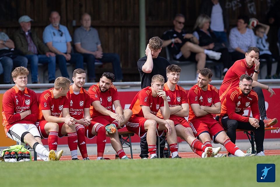 Fertigmachen für die Titelsause: Mit einem Auswärtssieg im Spitzenspiel beim FC Dingolfing II würde sich der FSV Landau zum Meister der Kreisliga Isar-Rott küren.