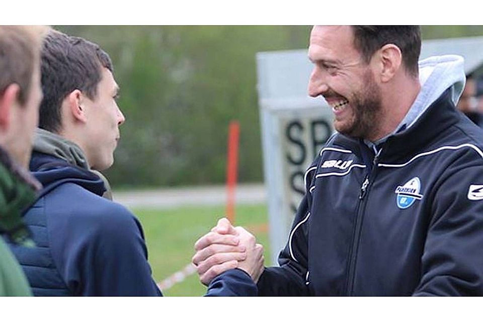 Glückliches Händchen: SCP-II-Trainer Michél Kniat hat mit seiner Einwechslung gegen Westfalia Rhynern alles richtig gemacht. F: Heinemann