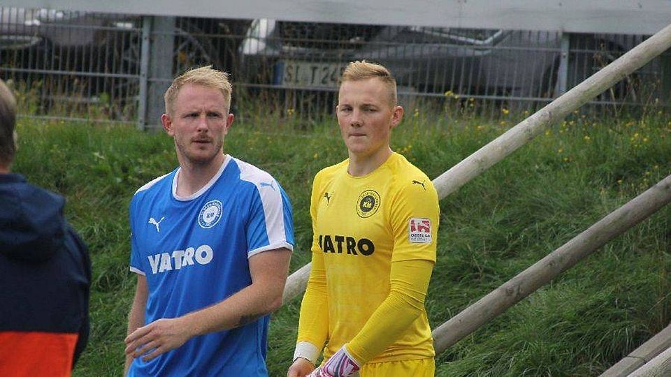 Jonas Brammen (rechts), hier noch im Torwart-Dress des 1. FC Kaan-Marienborn, wechselt mit sofortiger Wirkung an den "Pulverwald".