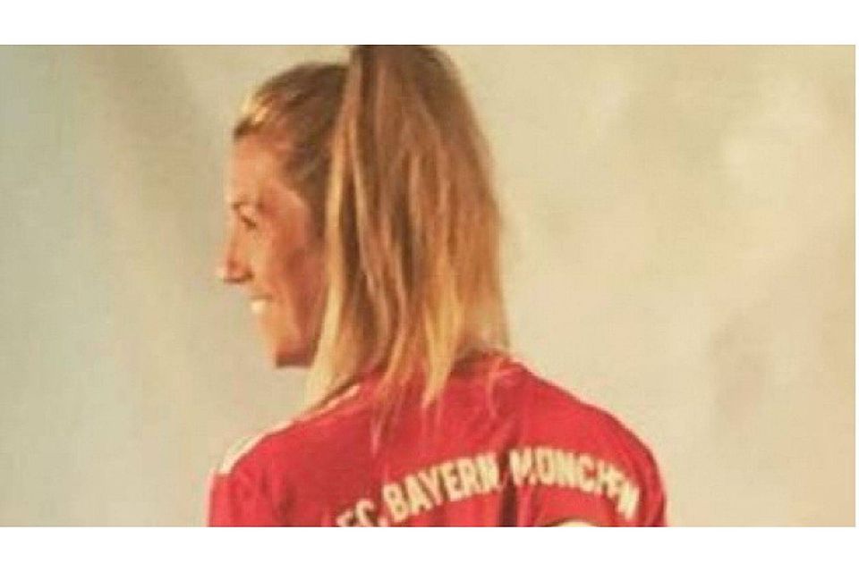 „Ich nehme mich nicht so wichtig“: Verena Schweers, vorher Faißt, über den neuen Namen auf ihrem Bayern-Trikot.  instagram
