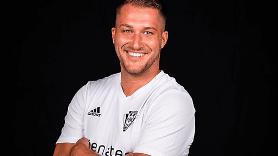 Rene Groes erzielte vier Treffer beim Kantersieg der DJK Rhede.