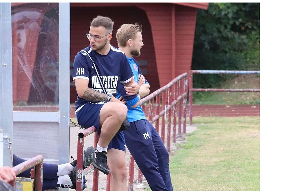 Co-Trainer Marcel Hink und Trainer Moris Kaiser hatten diesmal keine Lösung. Co-Trainer Marcel Hink und Trainer Moris Kaiser hatten diesmal keine Lösung.