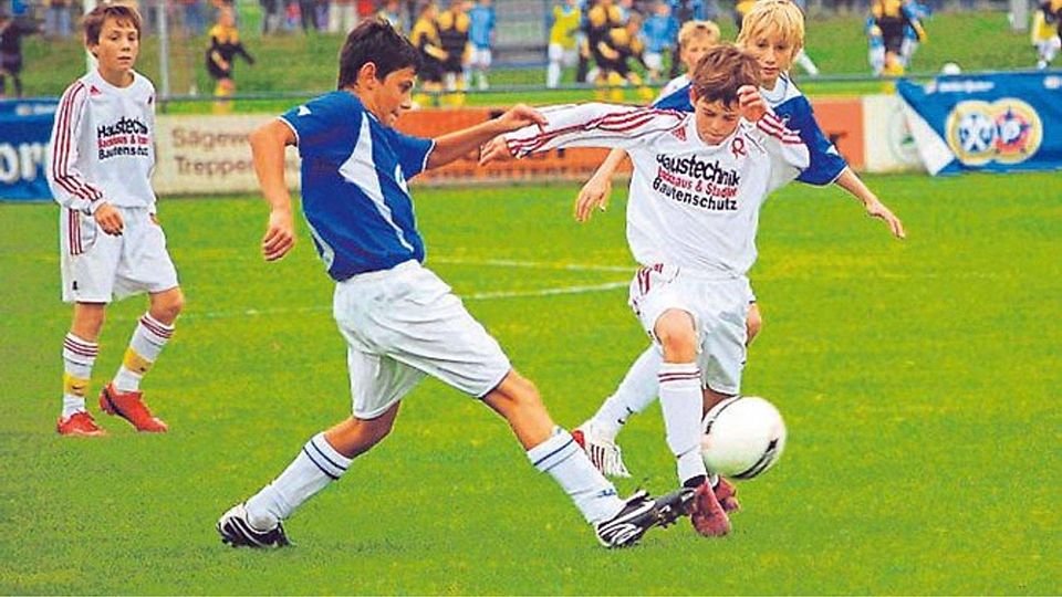 Knapper Sieg für die B-Jugend Kicker des TSV Neuried. Hübner