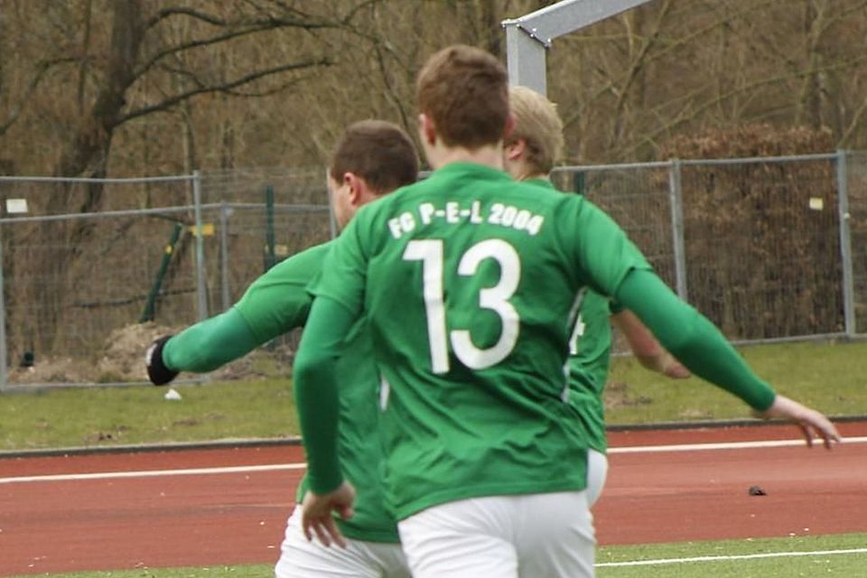 DEN MASCHSEEM RDER ZIEHT ES NACH OWL IST ER WEITERHIN visual data 2