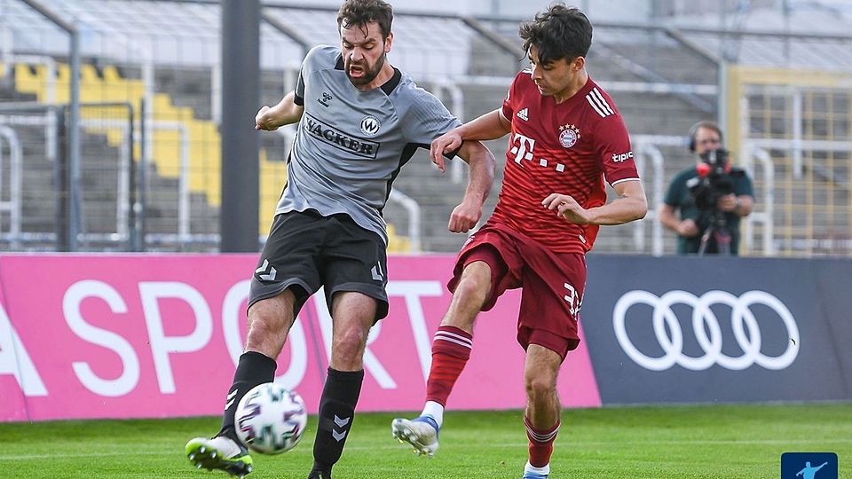 Philipp Walter (li.) stand bis Sommer dieses Jahres beim SV Wacker Burghausen unter Vertrag, nun hat er sich dem TSV Buchbach angeschlossen.