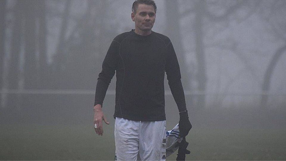 Behielt im Nebel den Durchblick: Kahrens Trainer und Matchwinner Marco Christoph. F: Voigt