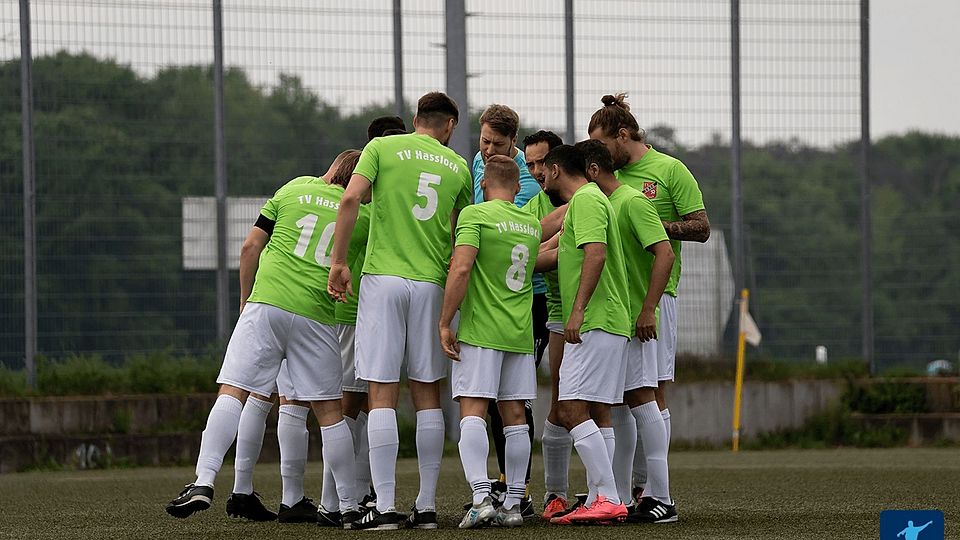 B-Liga: TV Haßloch überrascht Den SV 07 - FuPa