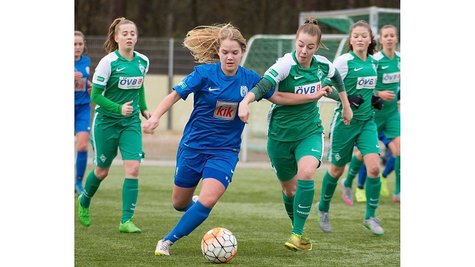 Das Tor des Tages erzielte Dana Bröckerhoff: Der SV Meppen siegte 1:0 beim Spitzenreiter Potsdam. Foto: Doris Leißing