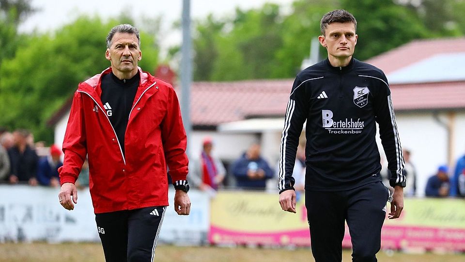 Stehen auch nächste Saison auf der Wildenauer Kommandozentrale: Cheftrainer Benjamin Urban (rechts) und Co-Trainer Stefan Grünauer.