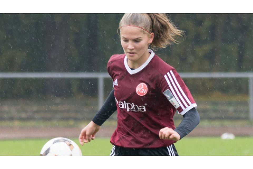 Die Rotherin Eva Otzelberger im Dress der U 17-Jugend des 1. FC Nürnberg. Im Sommer will sie sich bei den Damen beweisen. Foto: privat