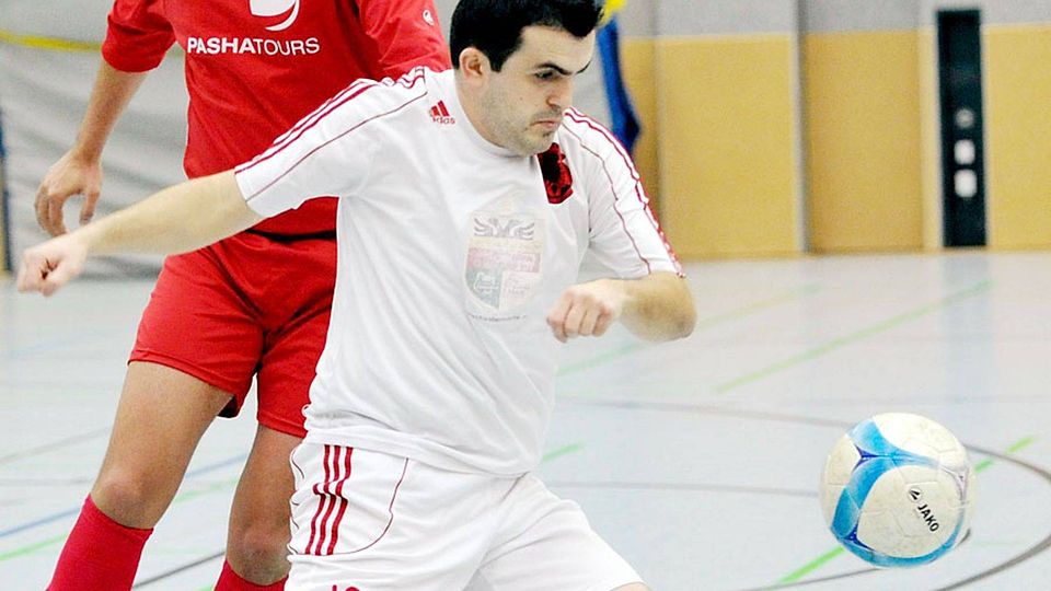 Ende Januar wird Burim Salihi mit dem DAKV Atdheu noch in der Halle gefordert sein, danach will der neue Spielertrainer die Augsburger auch in der A-Klasse wieder auf Erfolgskurs bringen.   F.: Siegfried Kerpf