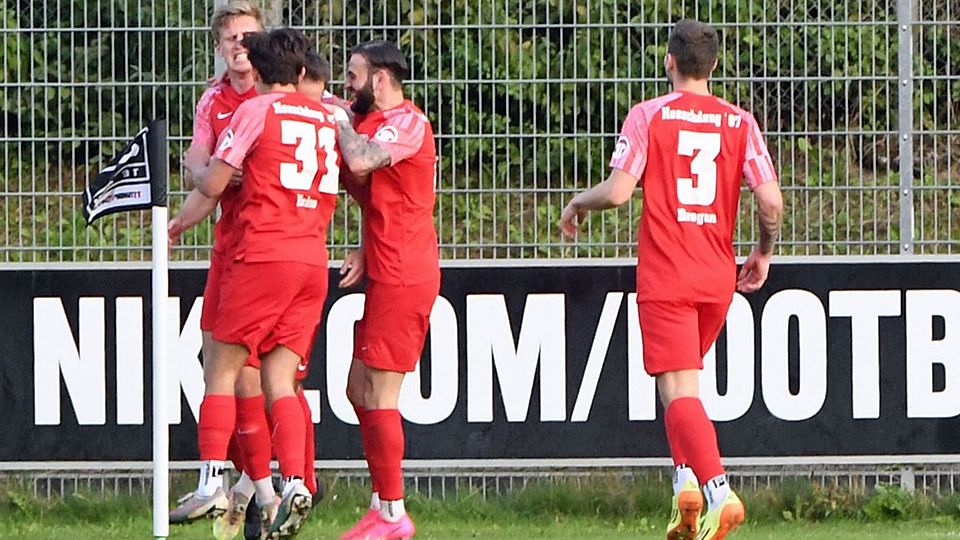 Last-Minute-Siegtreffer! Der SVH feiert in Sonthofen.
