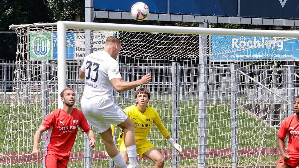 Pfaffenhofen zeigt sich gegen Memmingen souverän