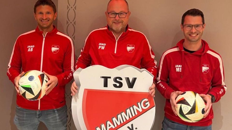 Adrian Blöchl (l.) und Matthias Schöpf (re.) geben auch in der kommenden Saison die Kommandos beim TSV Mamming