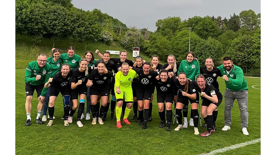 Grund zum Jubeln: Der TV Aiglsbach steht erstmals im Pokalfinale