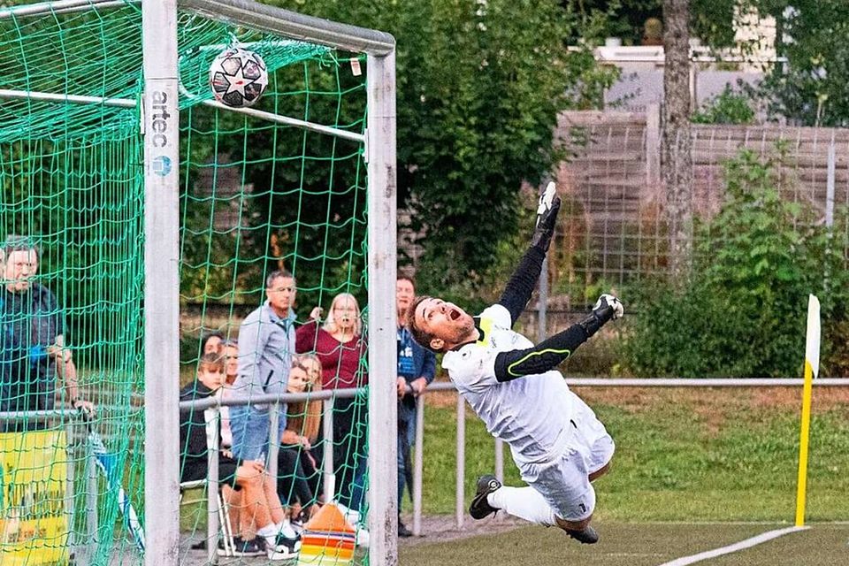 Manchmal konnte einem Bad Dürrheims Torwart Moritz Karcher in der Saison fast schon leid tun. Allzu oft streckte er sich vergeblich und musste einen Ball passieren lassen.