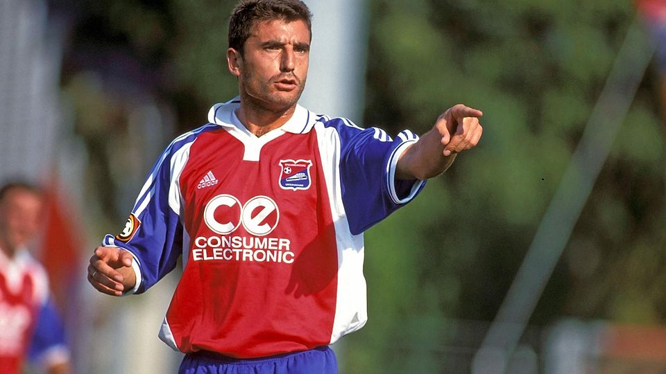 Alfonso Garcia traf im Traditionsduell gegen Fortuna Köln doppelt.