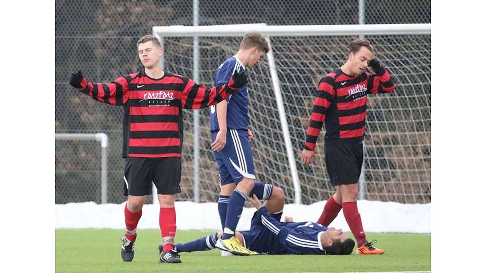 Der SV Affstätt (rote Trikots) hat gute Erinnerungen an das Hinspiel in Oberjesingen Foto (Archiv): Bäuerle