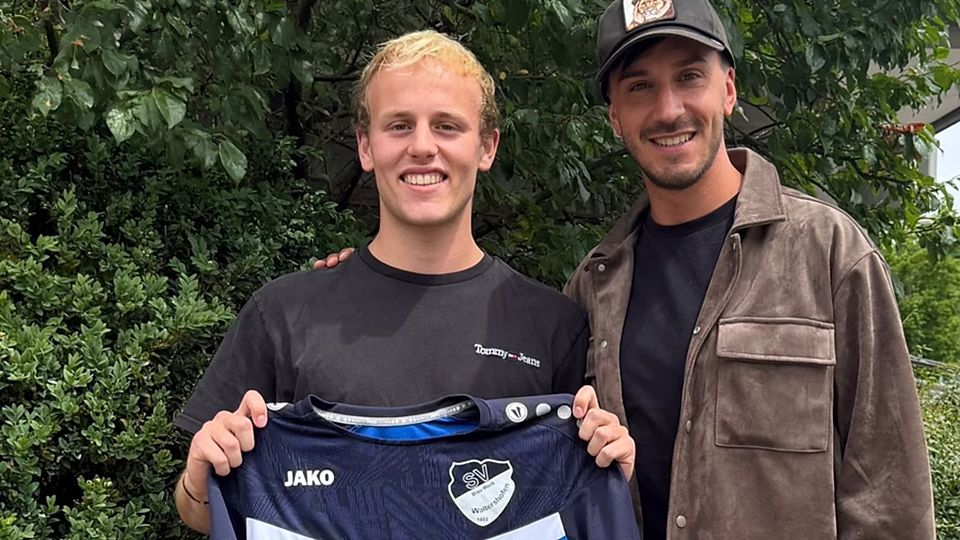 Finn Schirmer (links) und Trainer Giuseppe Paletta | Foto: Verein