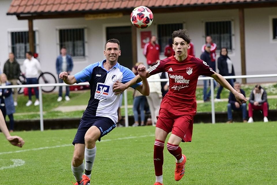 Der TSV Wörth (rechts) musste im Heimspiel gegen Mintraching den späten Ausgleichstreffer hinnehmen.
