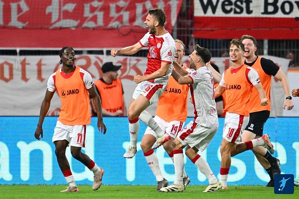 Unbändiger Jubel nach dem Treffer zum 1:0. Unbändiger Jubel nach dem Treffer zum 1:0.