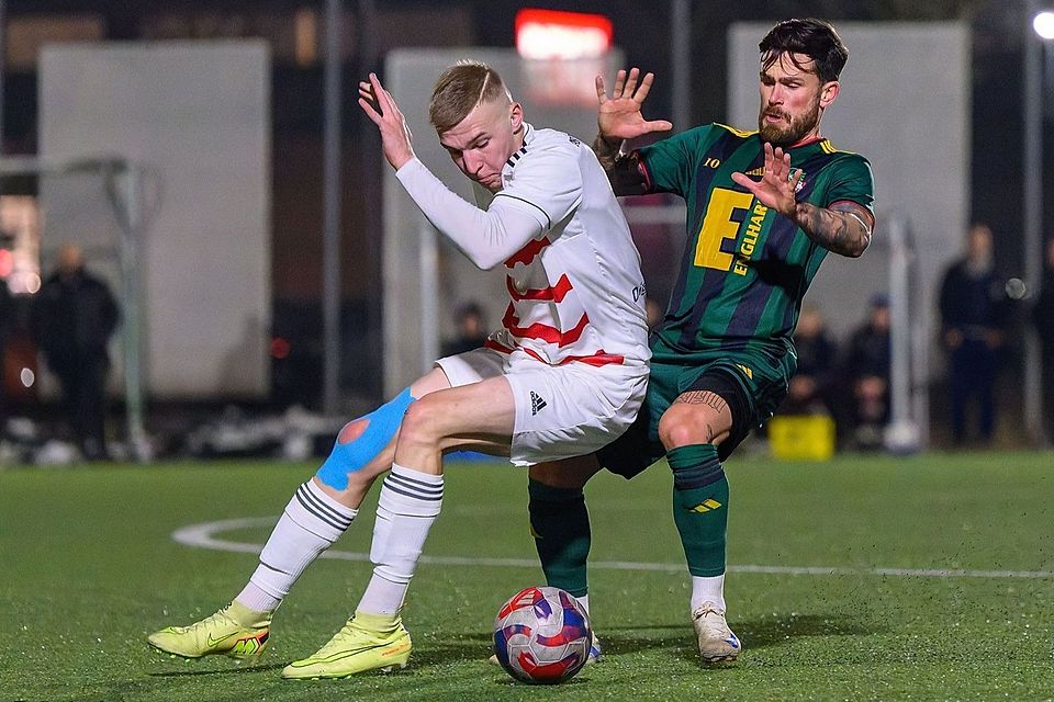 Wechselt im Sommer von Burglengenfeld nach Ettmannsdorf: Leopold Knauer (links). Wechselt im Sommer von Burglengenfeld nach Ettmannsdorf: Leopold Knauer (links).