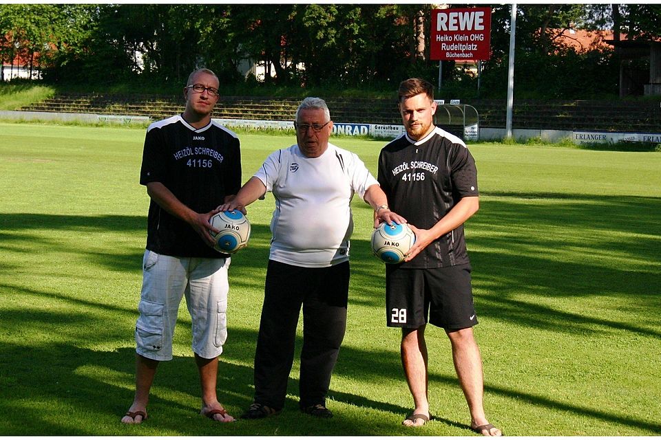 Neues Trainergespann für den BSC Erlangen: Abteilungsleiter Gerhard Nöth (Mitte) mit Thomas Gründlinger (li.) und Mark Cizek. F: privat