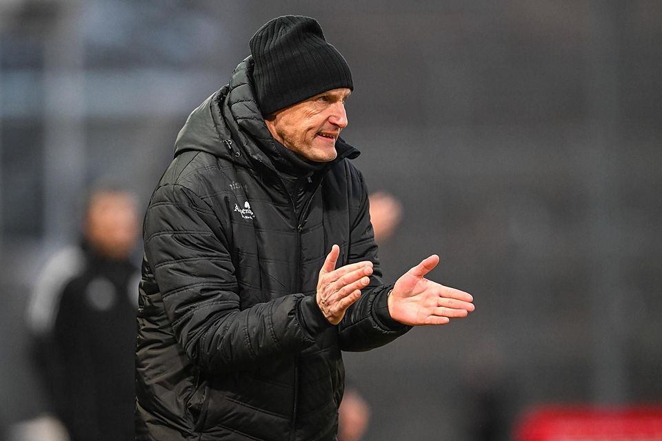 Auf geht‘s, Hachinger! Heiko Herrlich als Optimist und Motivator.