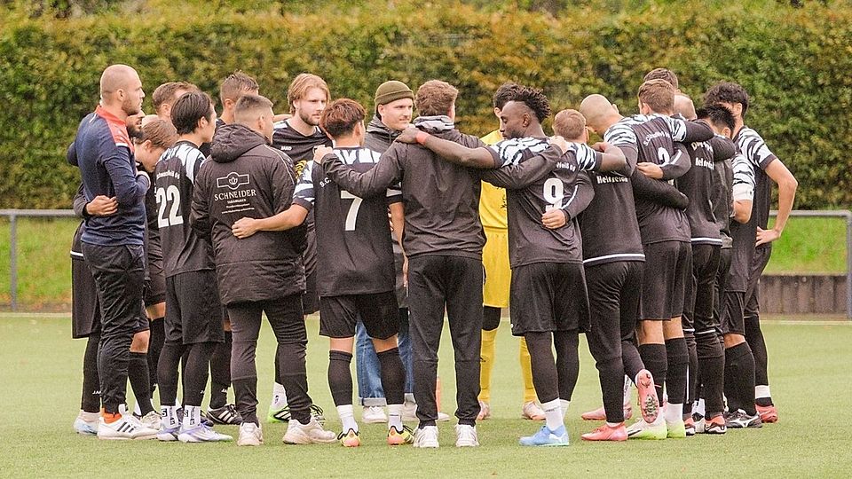 Auch für den Zusammenhalt im Verein hofft Schwarz-Weiß auf sein neues Vereinsheim.