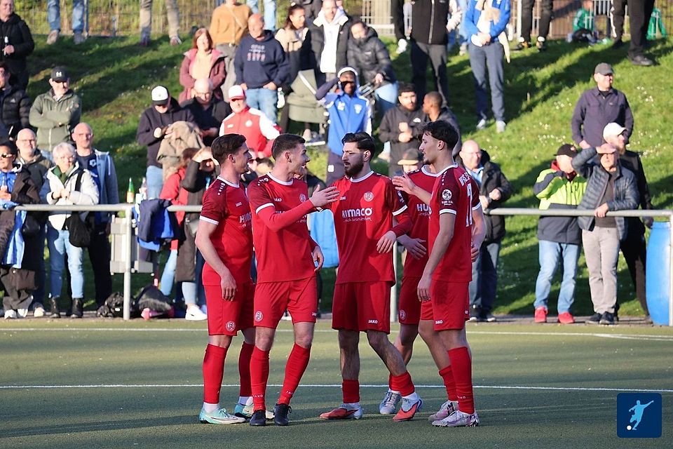 RWE durfte gleich fünfmal jubeln.