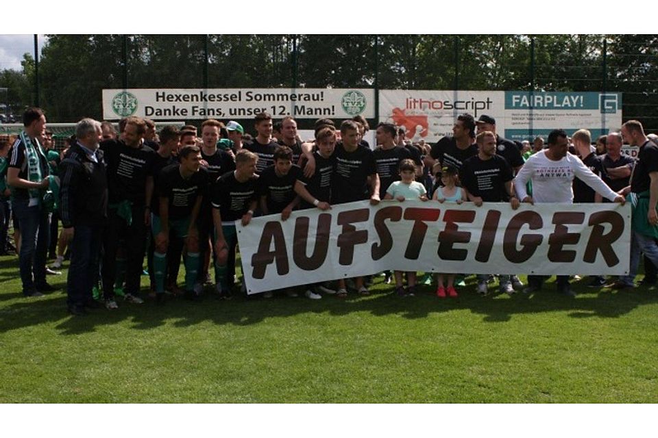 Der TV Aiglsbach steigt als Meister der Bezirksliga West in die Landesliga auf. F: Brumbauer